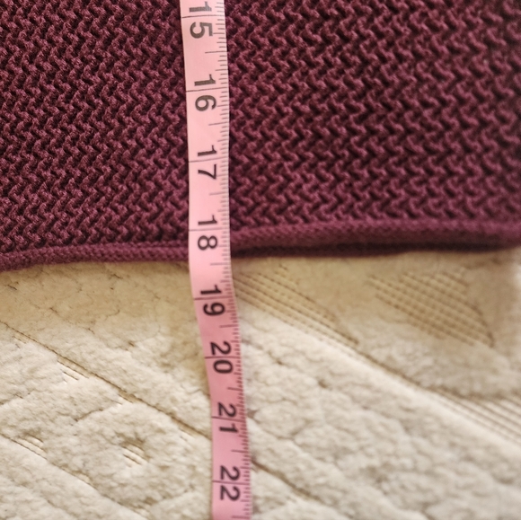 S Wild Fable Maroon Knit Crop Top with Number Design - Picture 4 of 12